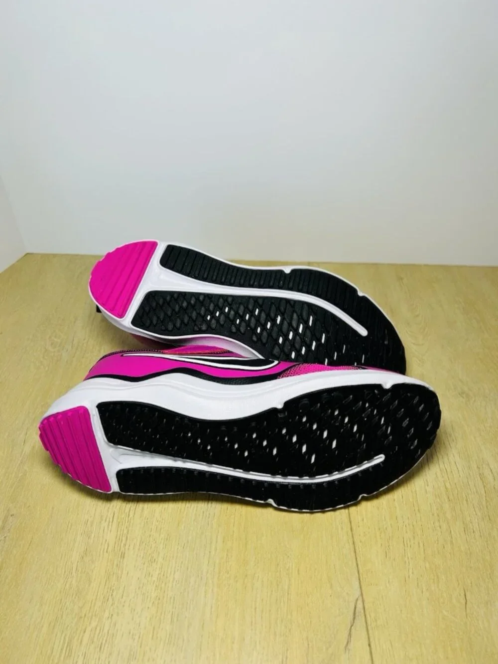 Nike Cosmic Runner Little Kids' Running Shoes Girl Size 3Y Pink - New